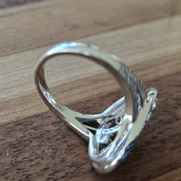 Simon G. 18k White Gold Diamond Oval Shaped Ring With Filigree Totaling 0.74ctw - Picture 6 of 14